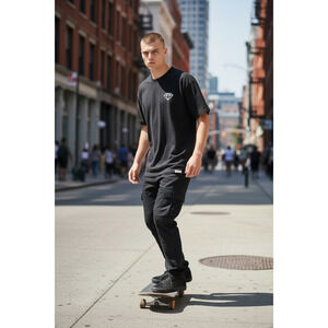 Diamond Supply Co. Black Graphic T-shirt Size: Medium